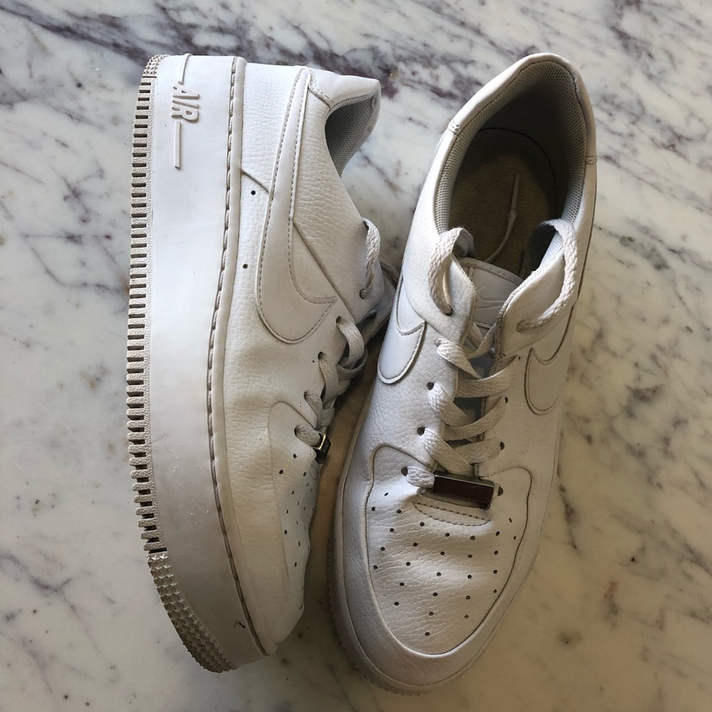 Nike Air Force 1 Sage Low
